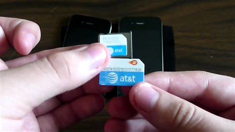 iPhone 4S: How to remove / insert a SIM Card .
